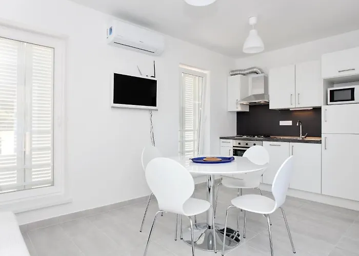 Apartman Moli *